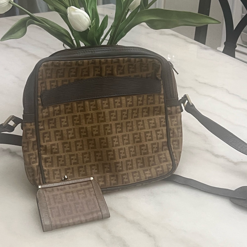 Fendi Brown FF Logo Crossbody Bag Matching Coin Purse Very Vintage and COA!